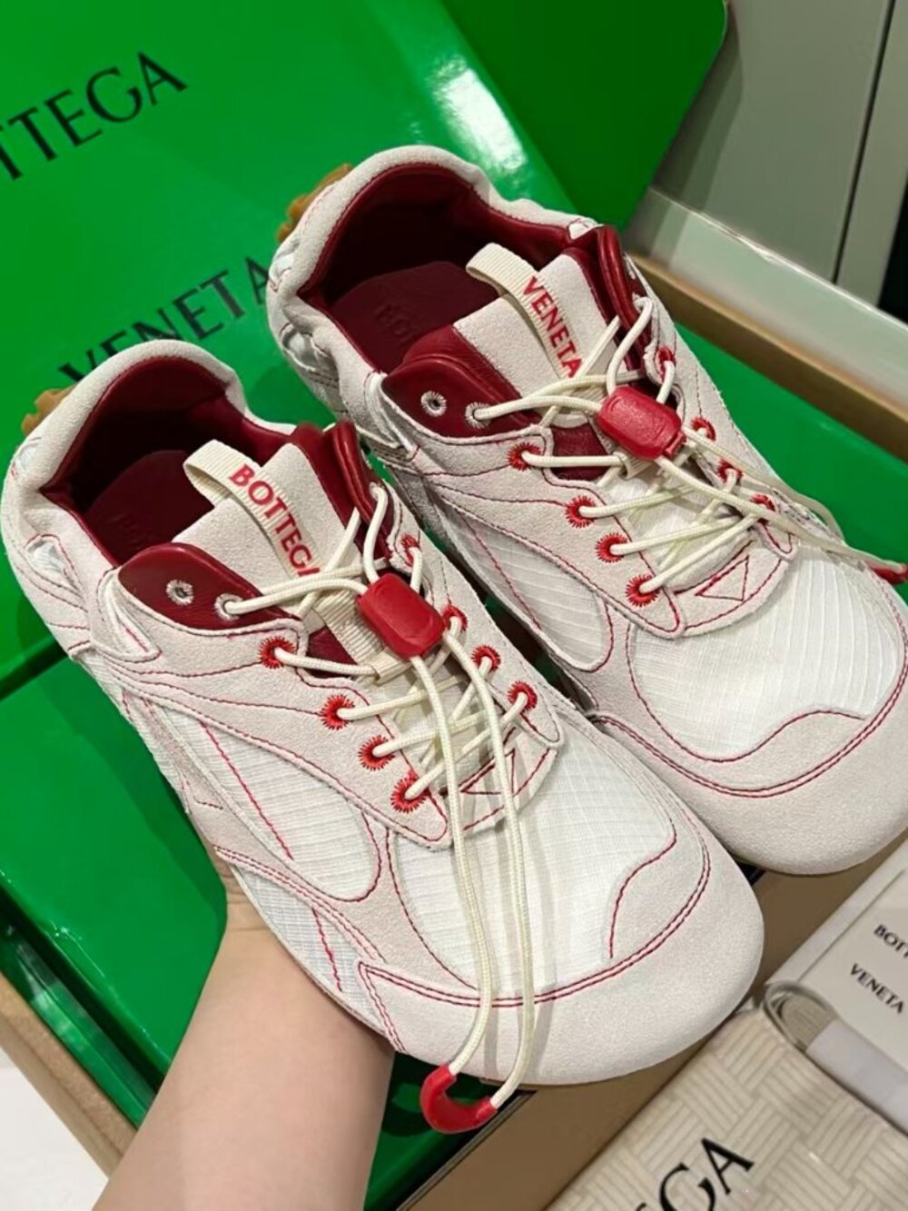 Bottega Veneta Off White Red Trim Casual Sneakers Daily Fashion Trainers